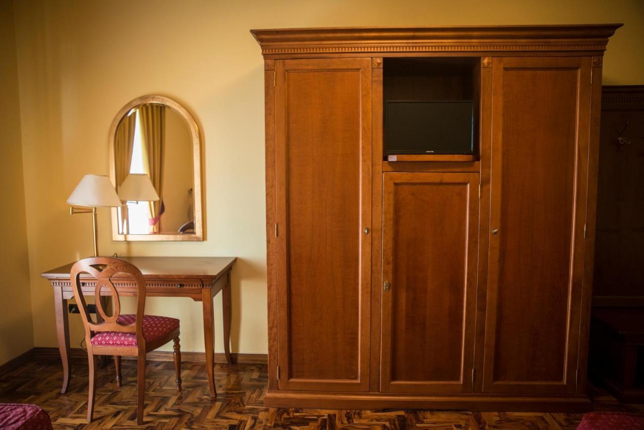 Albergo Ristorante Uliveto Veroli Экстерьер фото